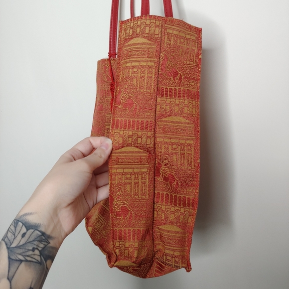 Beautiful Red Orange Unique Colonial Print Tote Bag with Red Tassle - Picture 7 of 16